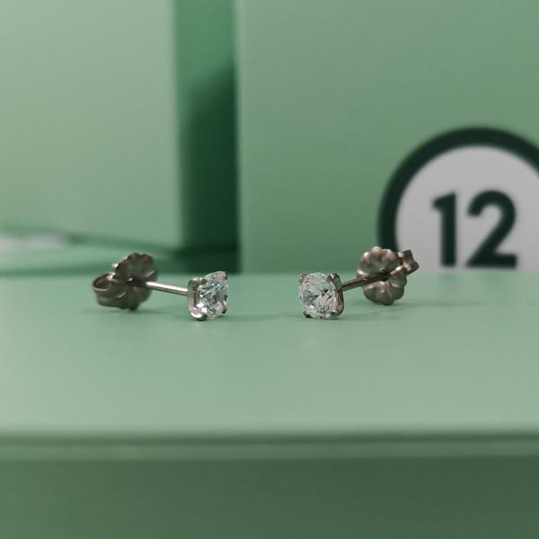 LAYLA STUDS