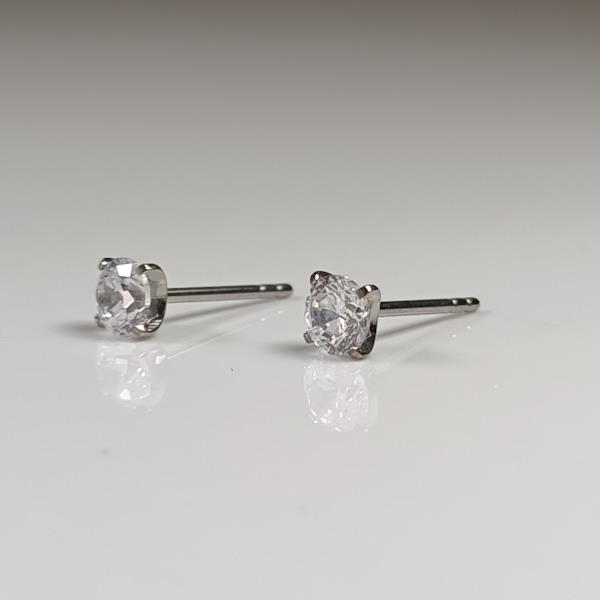 April Birthstone Studs – CZ Diamond